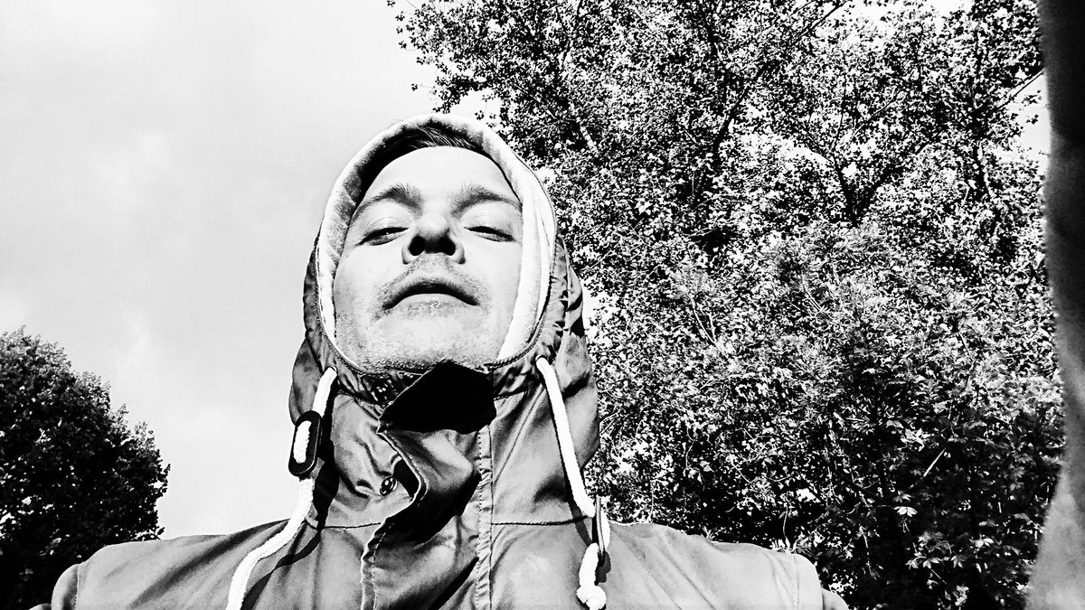 AleksaJelic's tweet photo. One of those days... ☂️🌧☔️ #shityweather #belgrade #letthesunshine #sofuckingcold https://t.co/OcMqiJMDwY