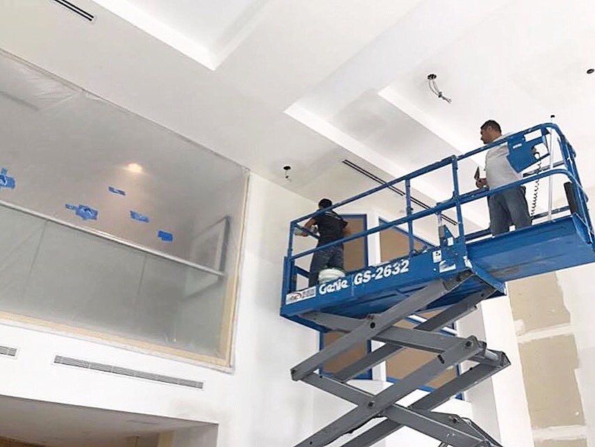 NewmanConstruct's tweet photo. Busy Tuesday on the job, getting great work done at this awesome new project 👌🏽 || #jobsite #onsite #miami #miamiGC #construction https://t.co/n91eVih13i