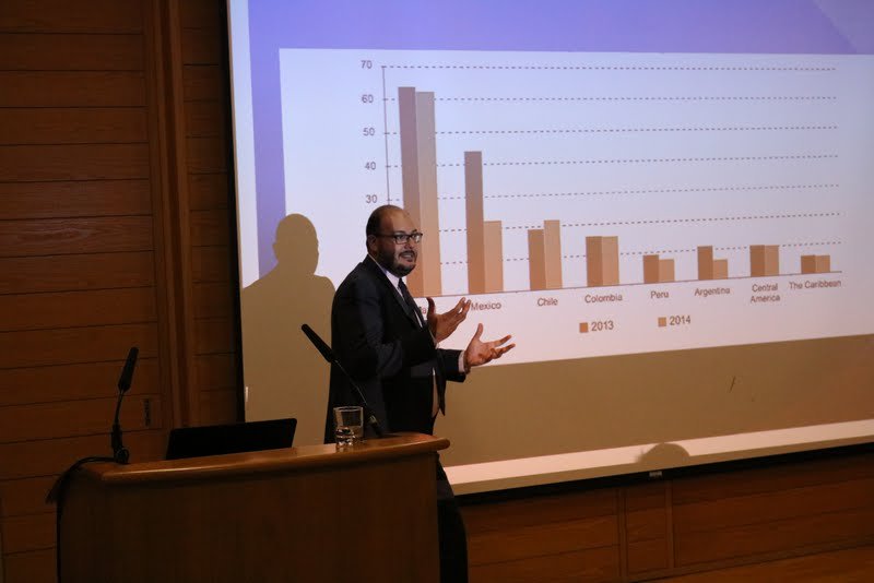 FLELearning's tweet photo. #Dr. #Wissam #Fahed, #Adjunct Professor, @LebAmUniv #presenting in the #ICTBEL 2017 #Oxford #conference https://t.co/KsG0D2jLuT