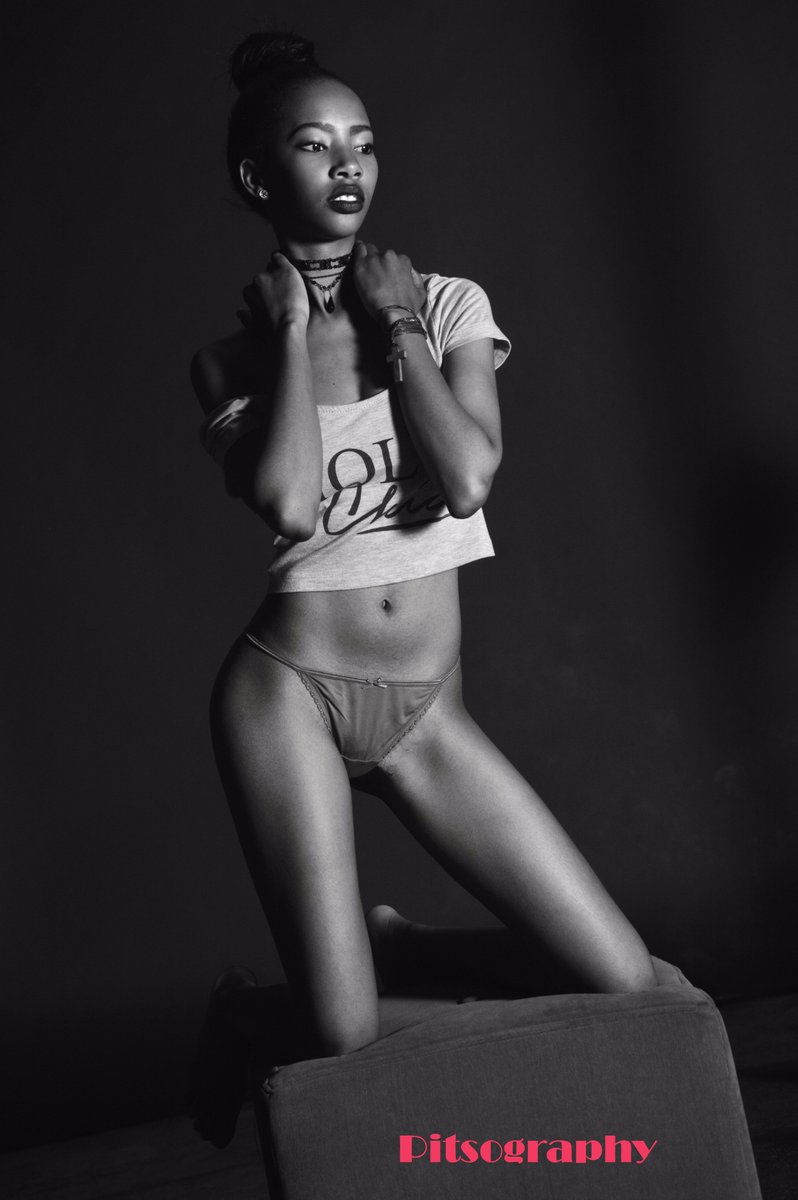 pitsography_'s tweet photo. Game time .. book for your shoot today ...
#pitsography https://t.co/x3RbREd1Xz