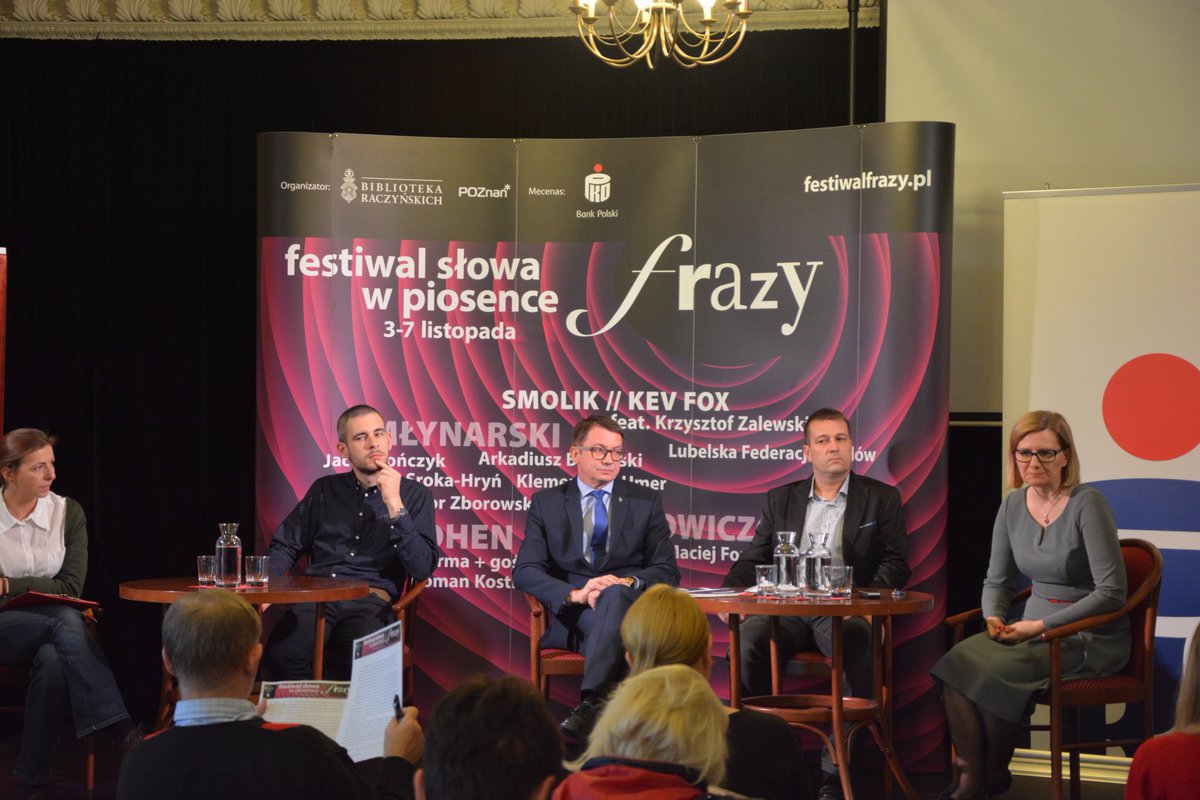 raczynskich's tweet photo. Po dzisiejszej konferencji prasowej o #festiwalfrazy wiadomo już całkiem sporo. I dobrze, bo pierwszy koncert już 3.11
#bracz #frazy https://t.co/j3KtBzJEHz