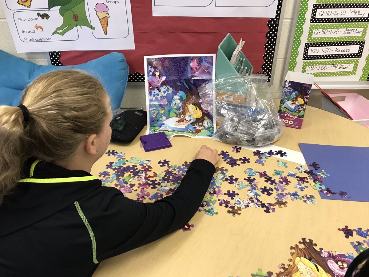 asant_7's tweet image. Puzzle club using their problem solving skills!  @PoplinPrincipal @PoplinAP