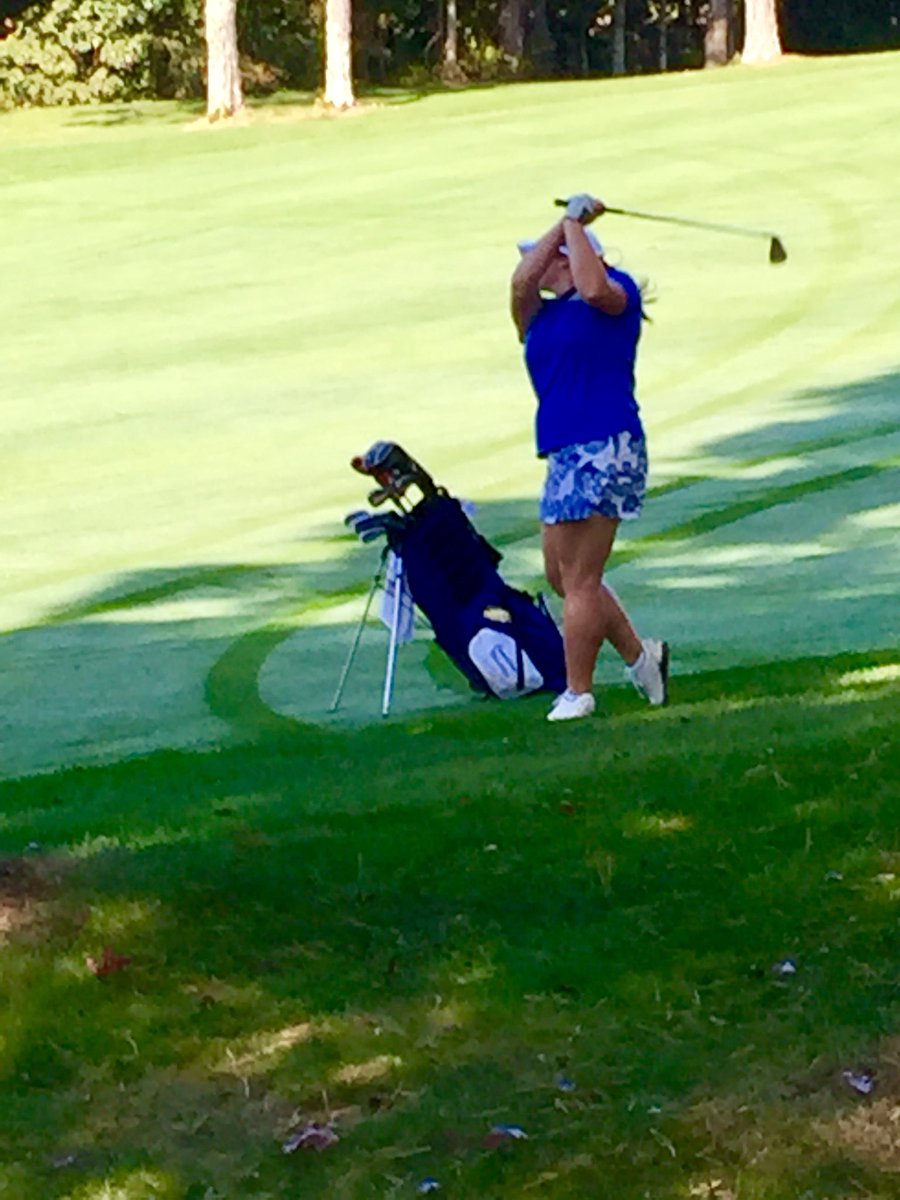 RickMettler's tweet photo. Enjoyed watching Carol compete in the NEIGA the past two days. Her lowest 2 day total yet!! Proud of her and JWU teammates. https://t.co/BY91Ay0WKw