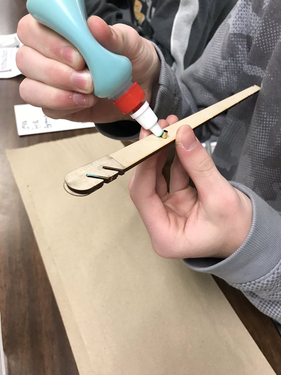 BurkeSwenson's tweet photo. 8th Grade STEM working on a wide variety of tasks today to make their Trebuchets successful! #LeverArm #Fulcrum #Sling #STEM #LCMSPTB https://t.co/5G8bkL1zQV