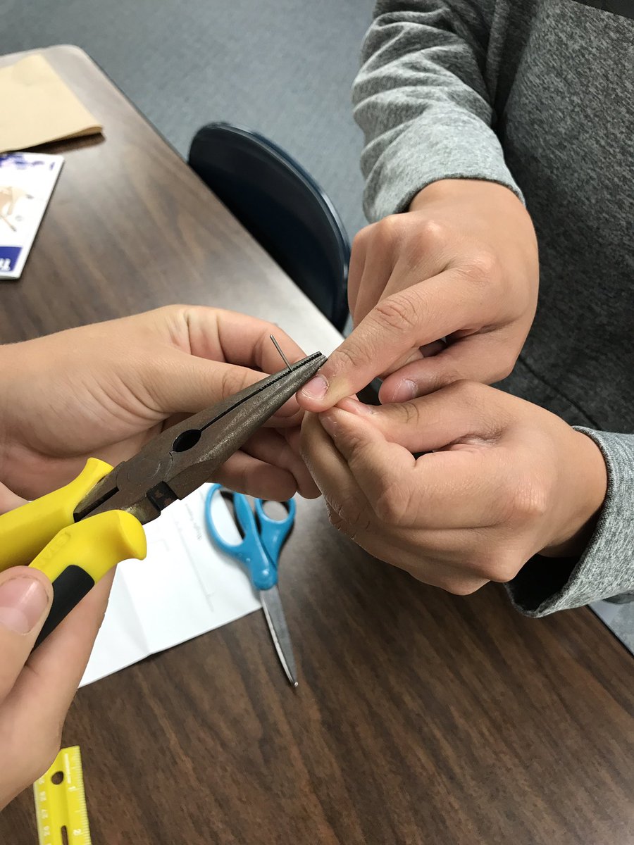 BurkeSwenson's tweet photo. 8th Grade STEM working on a wide variety of tasks today to make their Trebuchets successful! #LeverArm #Fulcrum #Sling #STEM #LCMSPTB https://t.co/5G8bkL1zQV