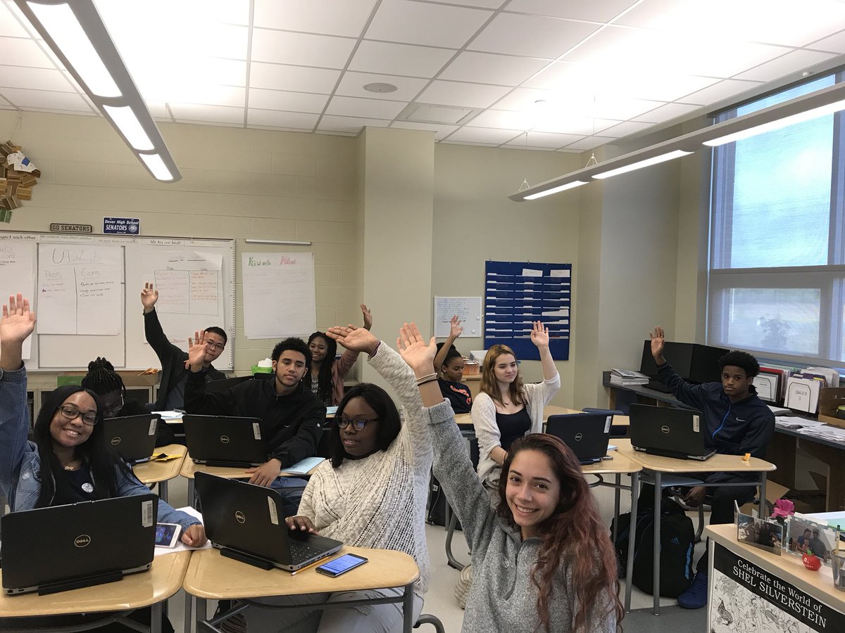 LouderLit's tweet photo. Question... Who applied to college today? #senatorup @dhssenators2018 @CSDDoverHigh #mystudentsarethebeststudents https://t.co/a7tbyWOVMa