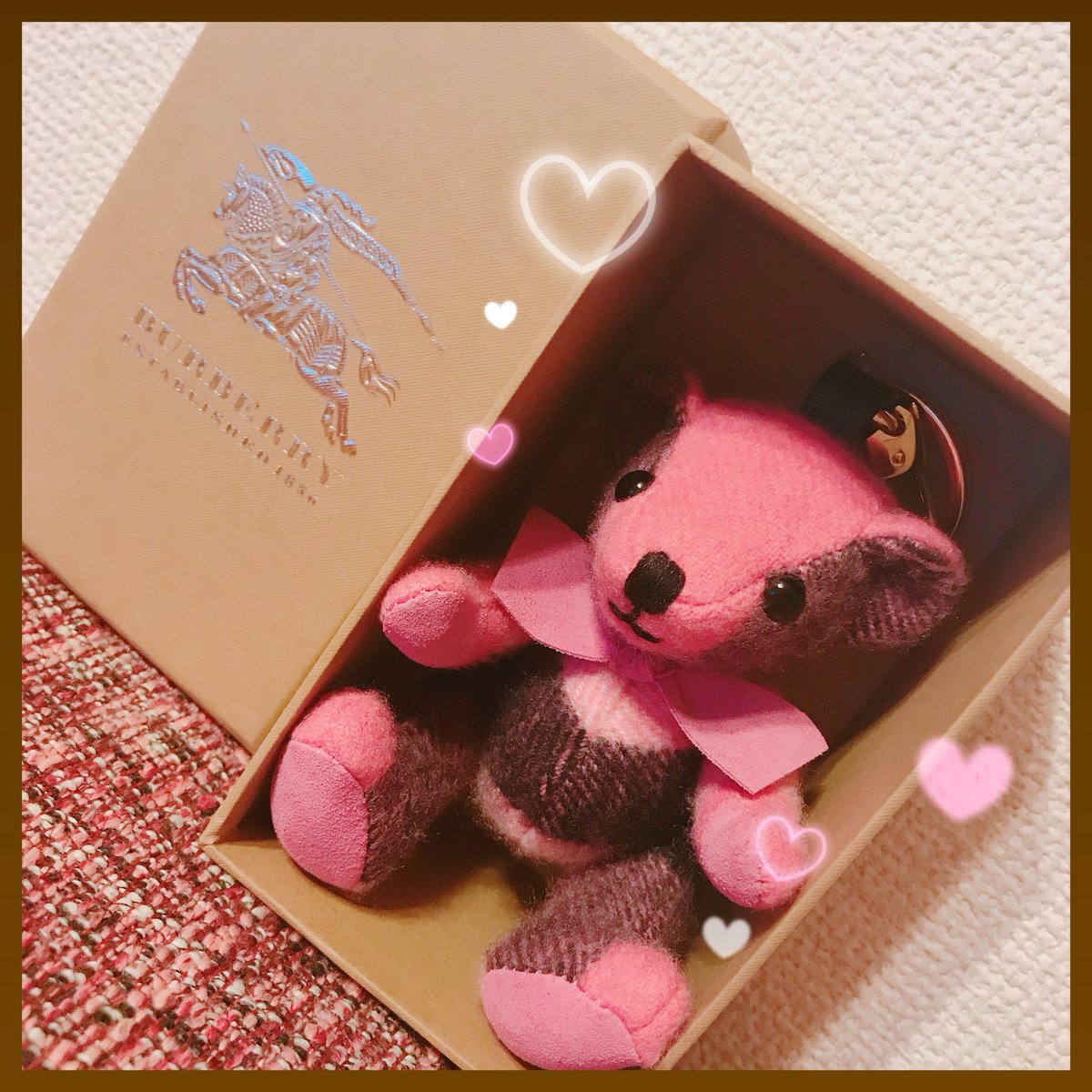 お姉ちゃんが卒業祝い&amp;お誕生日プレゼントで欲しかったBURBERRYのくまさんくれた〜ʕ•ᴥ•ʔ💕
宝物だー☺️💞お姉ちゃんありがとう❤️