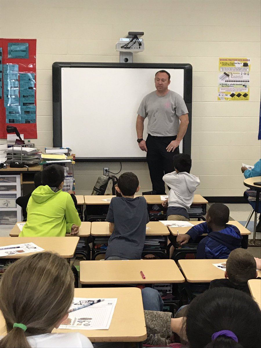 asant_7's tweet image. Safety club @PoplinES_NC hearing from the Fire Marshall!#TeamUCPS #BeTheBest @PoplinPrincipal @PoplinAP @AGHoulihan @croffut_ci @loripeyton