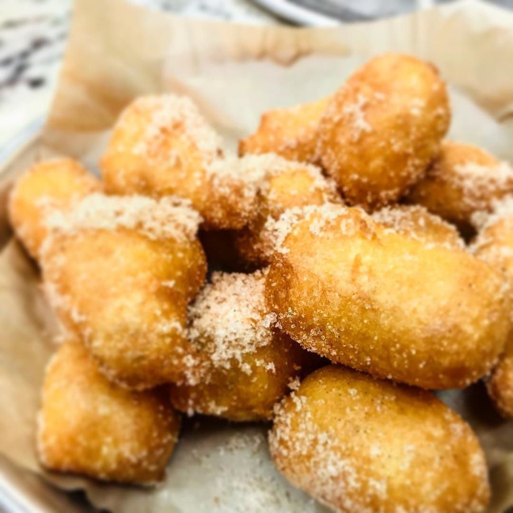 eatfoozo's tweet photo. It’s a better morning with our NeW Zeppole......come to try it!!!!
We at 11:30am #coffeetime #zappole #foozo #melt… https://t.co/wuWT0vJp1w https://t.co/H0aAh10fYB