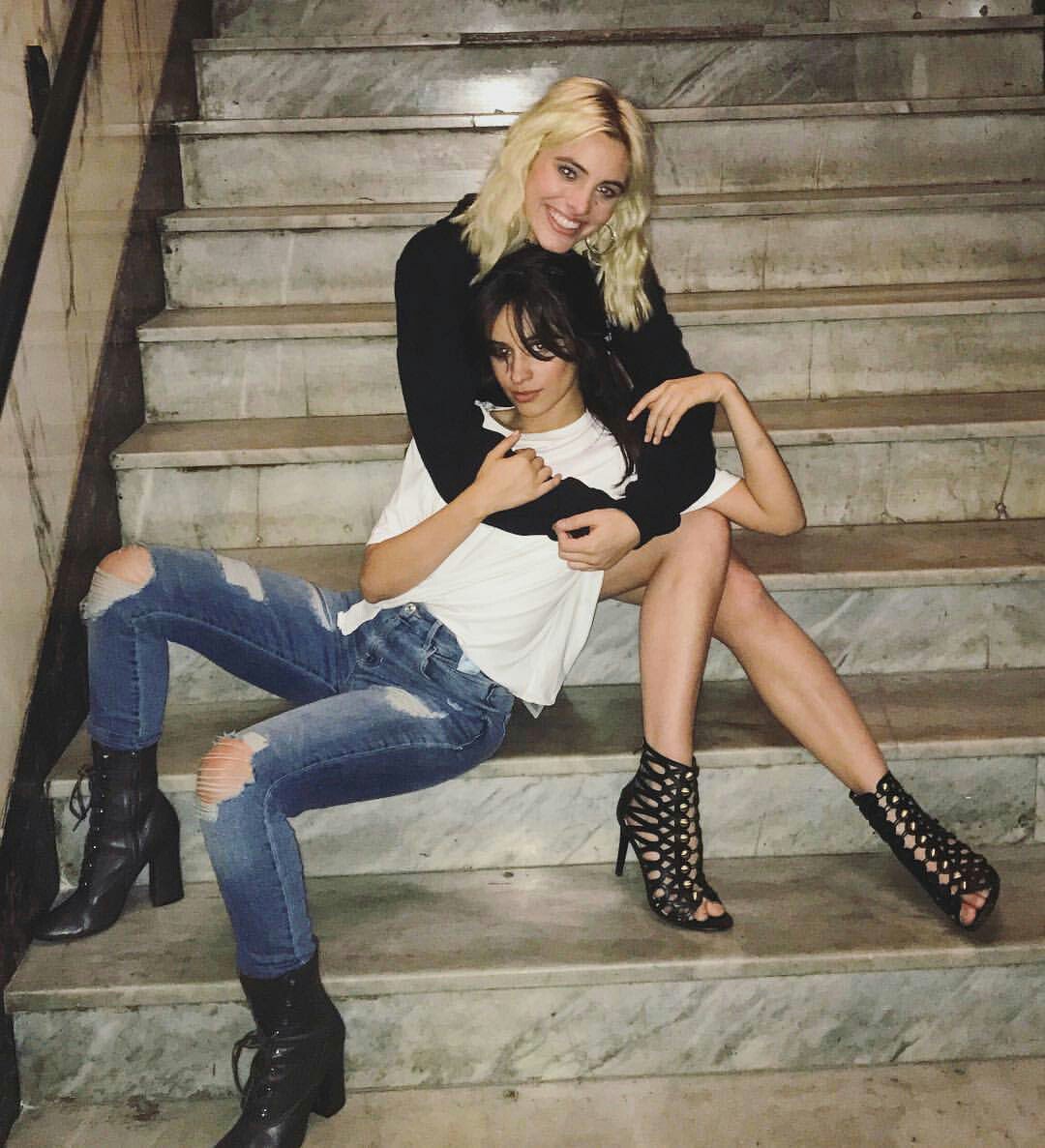 Evenpro's tweet photo. ¡@camila_cabello estrena el video de #Havana junto a la influencer venezolana @lelepons!  https://t.co/y1ReVpiPQi #HAVANAtheMovieOutNow https://t.co/ytq328CkRd