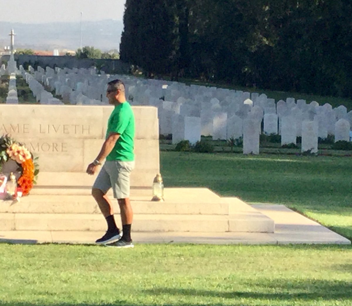saurimo44's tweet photo. I simply asked him to pace out the distance but no they needed to be regimentally paced out.  WO1 Ropitini, Ramleh War Cemetery @1NZBrigade https://t.co/TkQkhy6vfJ