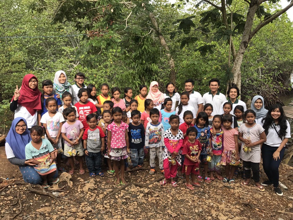 tanotoeducation's tweet photo. Terima kasih @TSA_JAMBI &amp; @TSA_Brawijaya sdh berbagi inspirasi. Smg tercipta #agenperubahan baru di Desa Senami dan Tambakrejo https://t.co/0bFuVGi7ZH