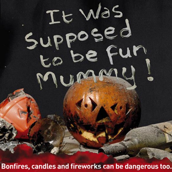 NIFRSOFFICIAL's tweet photo. Make Halloween a Night for Treats not Tragedies - follow our Fireworks &amp; Sparklers safety advice. https://t.co/M6nrjuy6M9 https://t.co/LrUOel7m1N
