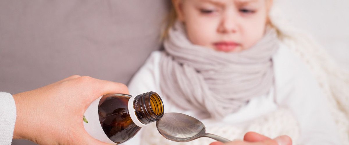 De padres que llevan a sus hijos con fiebre a clase (previamente medicados) bit.ly/2kDnY7O