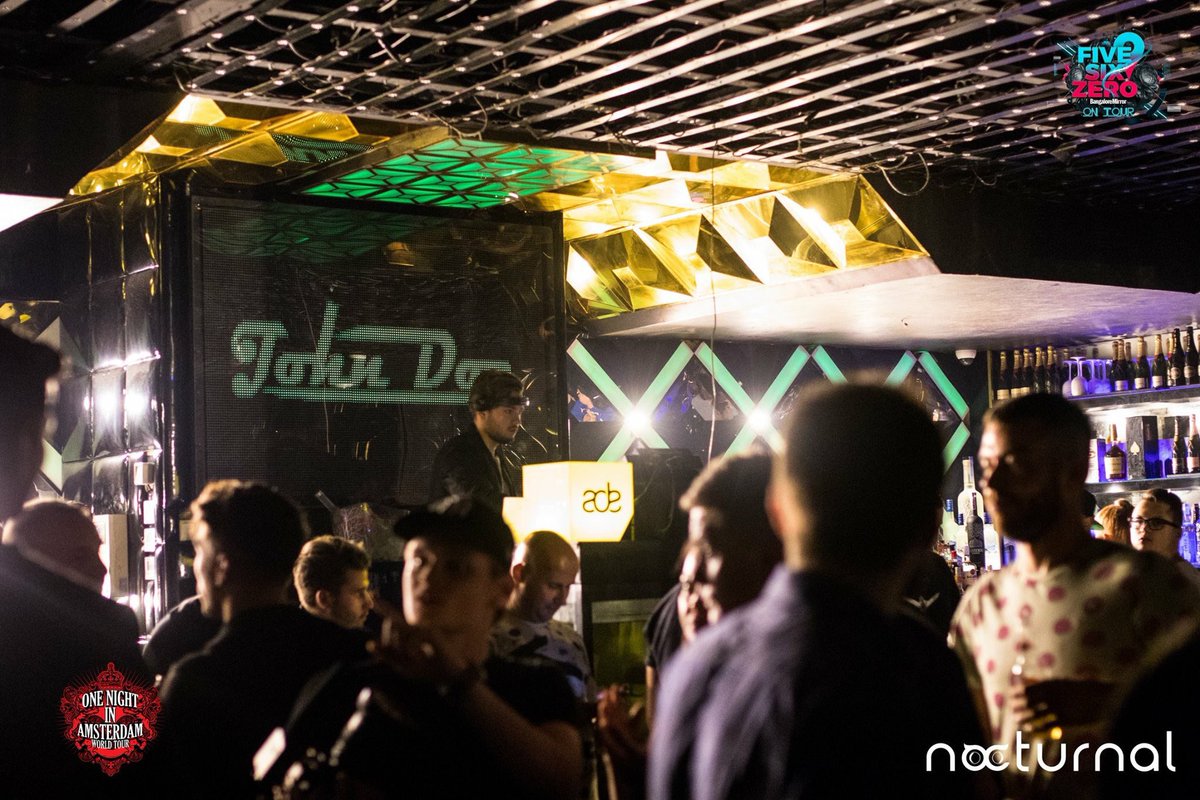 onenightinAMS's tweet photo. All photos our @ADE_NL Day 2 showcase w/ @FiveSixZer0 are online on our fb page! Thank you ADE! ❌❌❌ @worldofravitez @ThomasNewson https://t.co/k5wISwoMeg