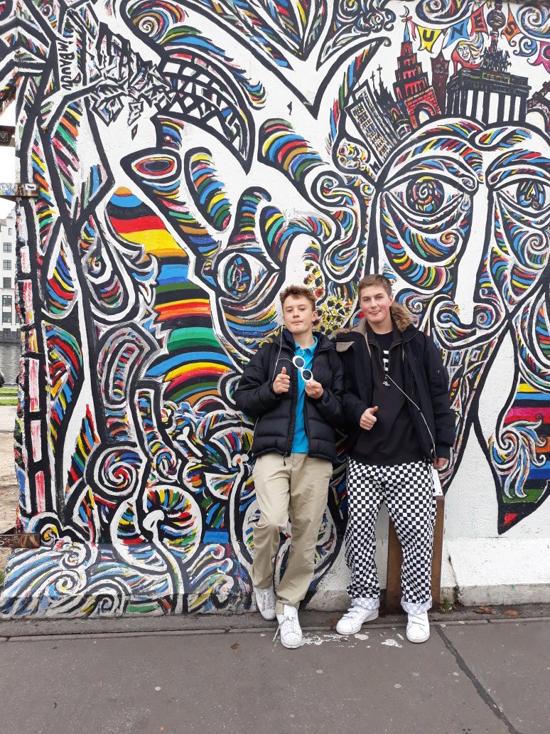 DC_DesignTech's tweet image. Nick and Gabe enjoying some of the #EastSideGallery #artwork