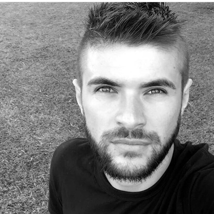 luan_salvan's tweet photo. #NovaFotoDoPerfil https://t.co/YGx89fuBC0