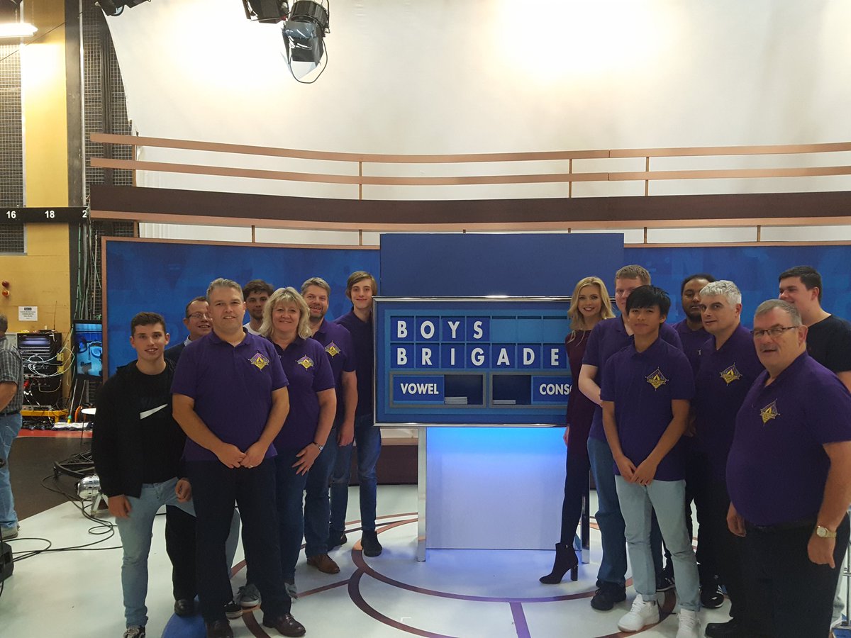 Big thank you Rachel <a href="/RachelRileyRR/">Rachel Riley MBE 💙</a> &amp; floor manager Jay for sorting the Boys' Brigade photo yesterday <a href="/C4Countdown/">COUNTDOWN</a> #GreatDay #PresleysDad
