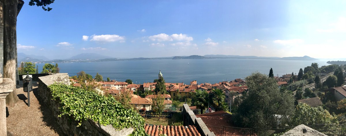 MaggioreChannel's tweet photo. Vista sul #LagoMaggiore da #Solcio di #Lesa ๐ #LakeMaggiore #Piemonte #Italia #Lago #Lake #view #panorama #nature #sky #cielo #beautiful https://t.co/P5wKVoZQEf
