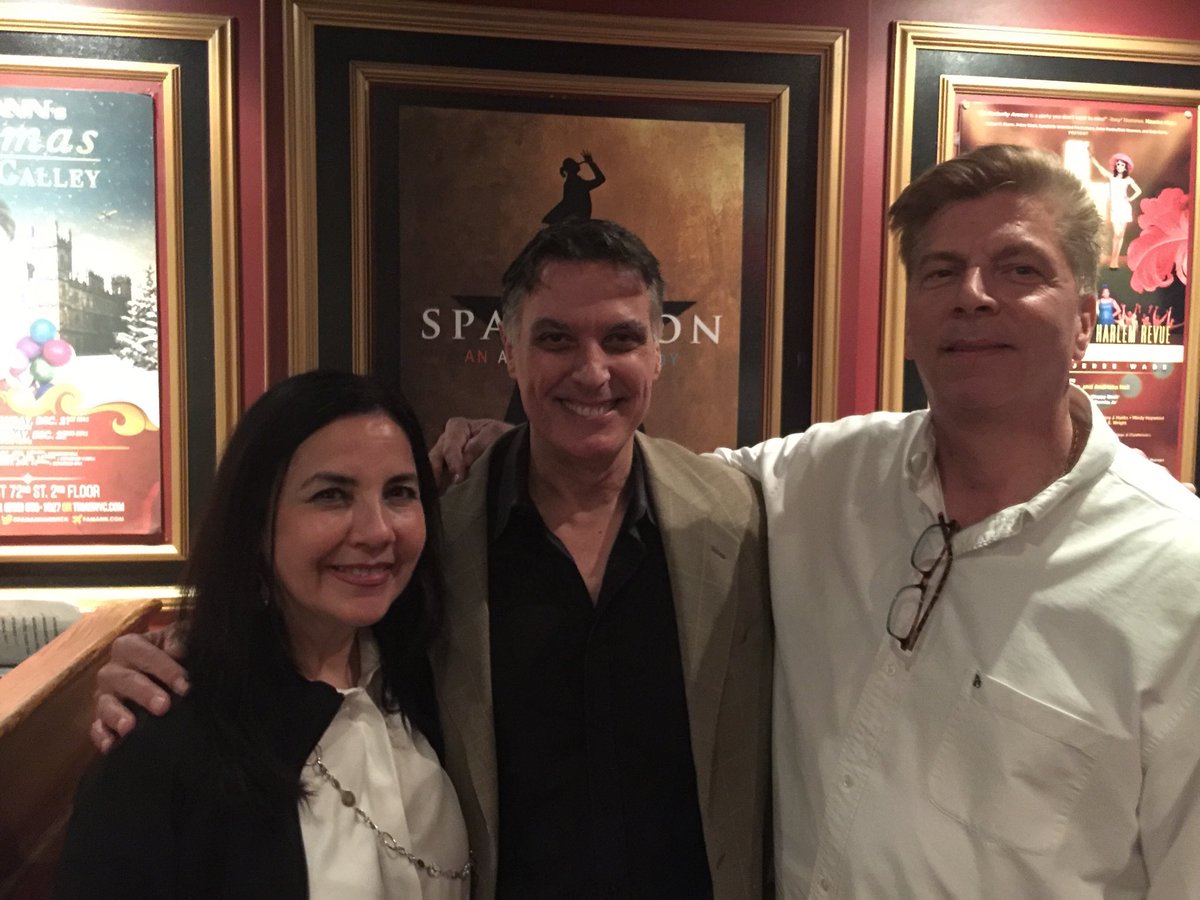 daphanknee's tweet image. Great night out this past Saturday! Date night with my hubby! We were able to meet Robert Cuccioli one of my favorite singers!