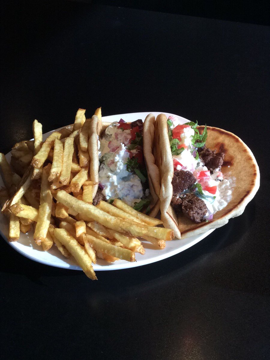 atomicgrillbbq's tweet photo. Dr. Lecter 
Pita Taco's Stuffed With Grilled Lamb, Lettuce, Tomato, Red Onions, Tzatziki's Sauce &amp; Feta https://t.co/fLlI6iufI5