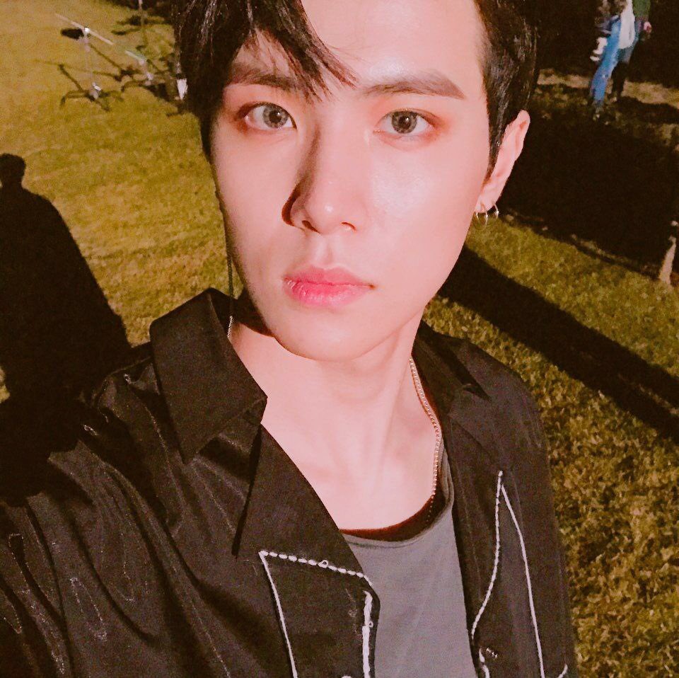 JBJtwt787's tweet photo. [#김동한] 데뷔한 지 일주일밖에 안된 저희가 이렇게 1위 후보가 된 것만으로도 너무 행복합니다!!ㅠ 
오늘 덕분에 너무 기분 좋은 하루였어요ㅎㅎ
여러분이 좋으면 저도 너무 좋으니까요 
우리 앞으로 오래오래봐요!😬😬 https://t.co/gVYOcJpbMg