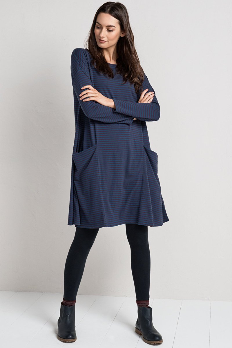 AlexandrasofKes's tweet photo. The Millpool tunic dress is now back in stock - this easy to wear cotton dress is so flattering. https://t.co/D51gIhgYFu https://t.co/eNz20OTmDV