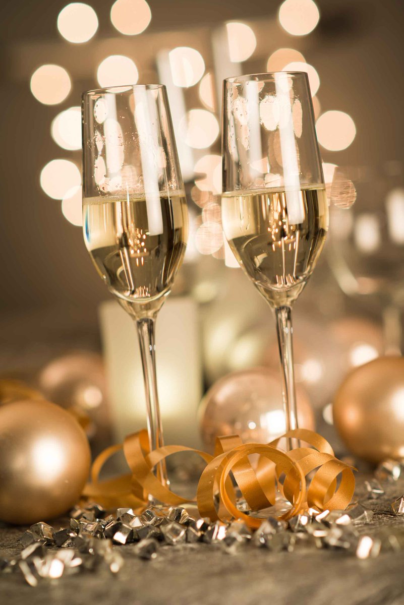 We are really looking forward to a magical New Years Eve wedding here! #newyear