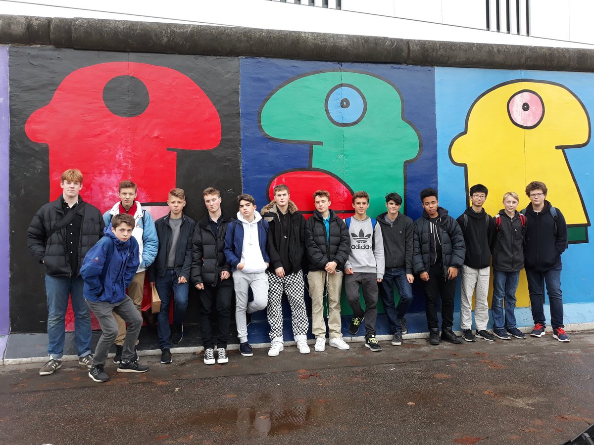 DC_DesignTech's tweet image. The final stop on our #EastSideGallery tour #berlin