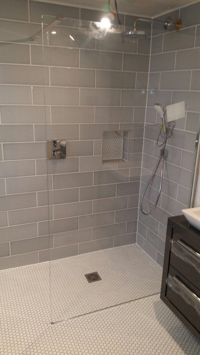 AshIslandW4's tweet image. #2ndfix #plumbing #showerroom #ensuite #loftconversion #dormer #ealing #w13 #teamashisland