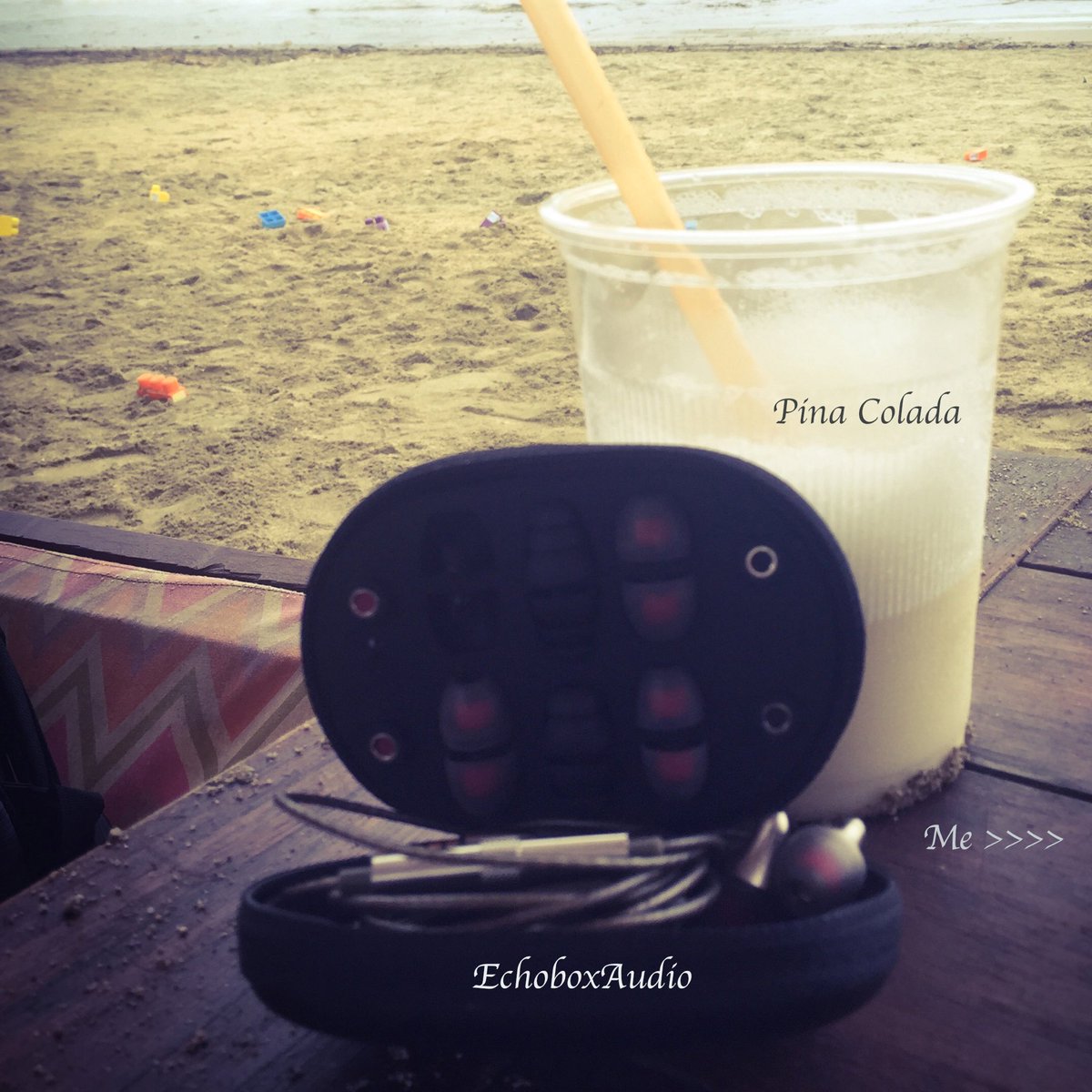 jmurworld's tweet photo. Amazing music, killer drinks, and great company @EchoboxAudio @georgereavis #pinacolada #mexico #echoboxfinder #beachcocktail #myplaylist https://t.co/xiVpz8o40S