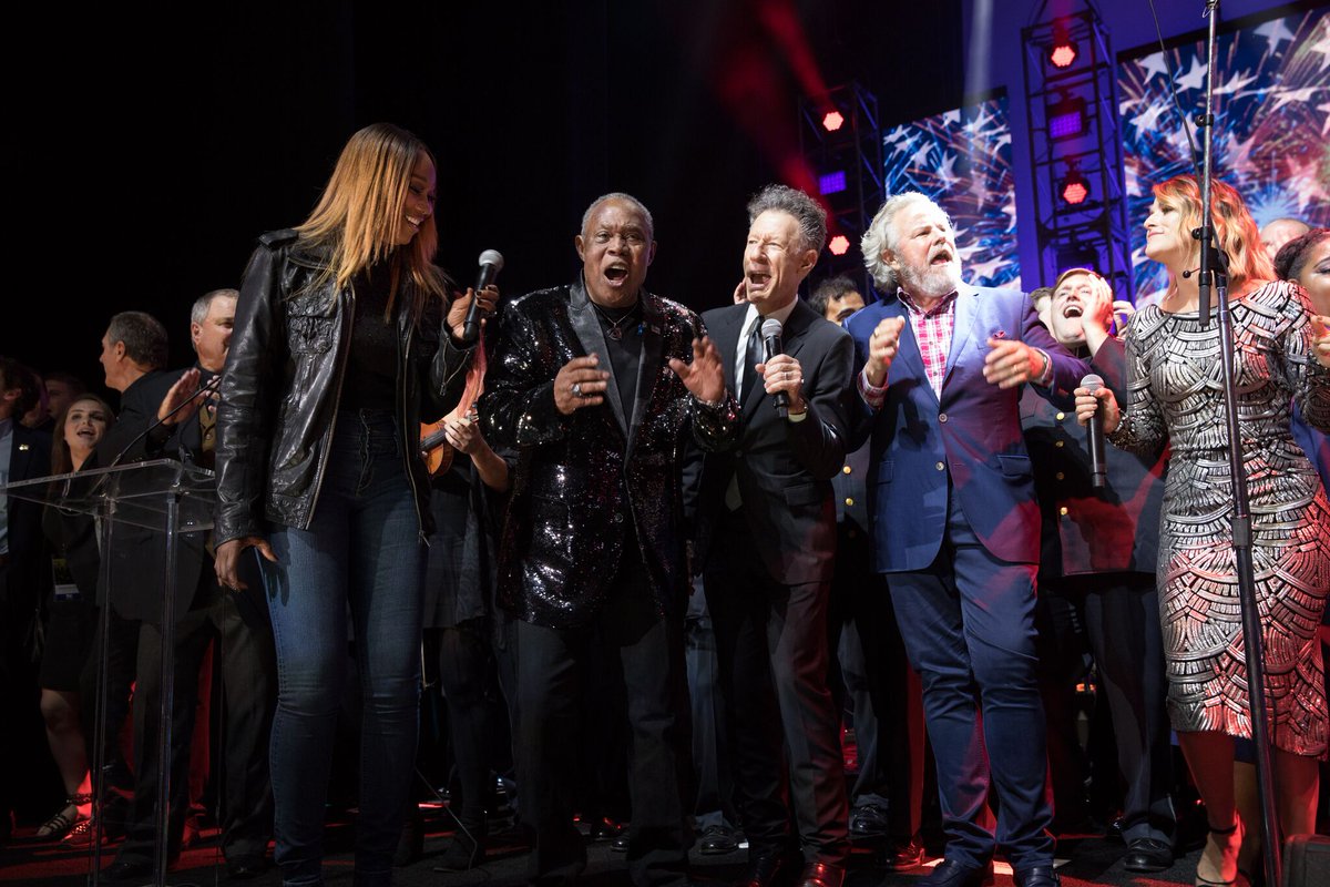 AmericaAppeal's tweet photo. Sat night's finale w @YolandaAdams @SoulManSamMoore @LyleLovett @RobertEarlKeen1 and @CassadeePope. You can help at https://t.co/VJpGRIvunr https://t.co/JZ5WcRQbgh