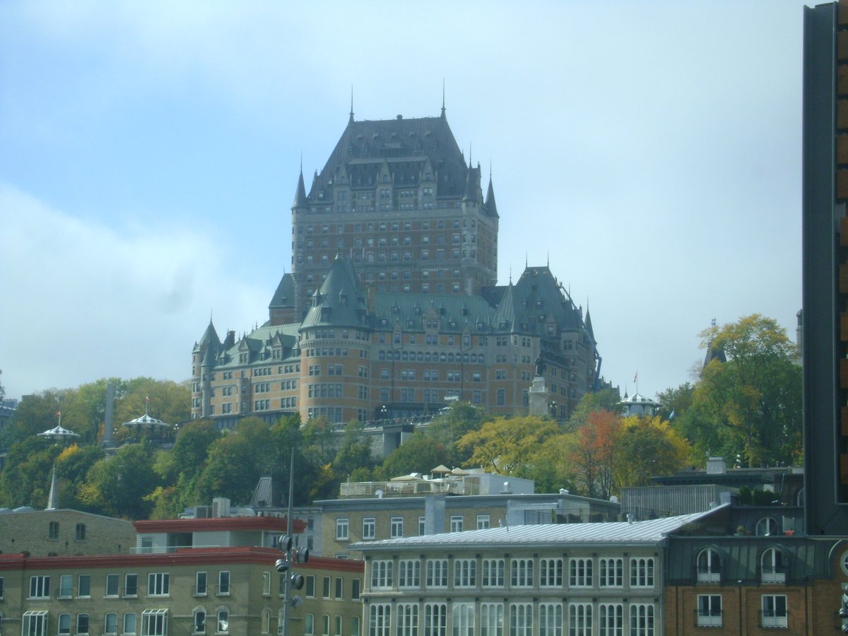 TommyTirader's tweet photo. Back home again beotches! Quebec City-Saguenay-Charlottetown, PEI-Sydney, NS-Halifax, NS-Bar Harbor, Maine-Portland, Maine-Boston, Mass-Port Canaveral-Ft. Lauderdale, FL. Pics: Chateau Frontenac, Quebec City; Departing PEI; #DigbyScallops in Halifax; touring Boston, Mass.; https://t.co/esE37sx9Wz