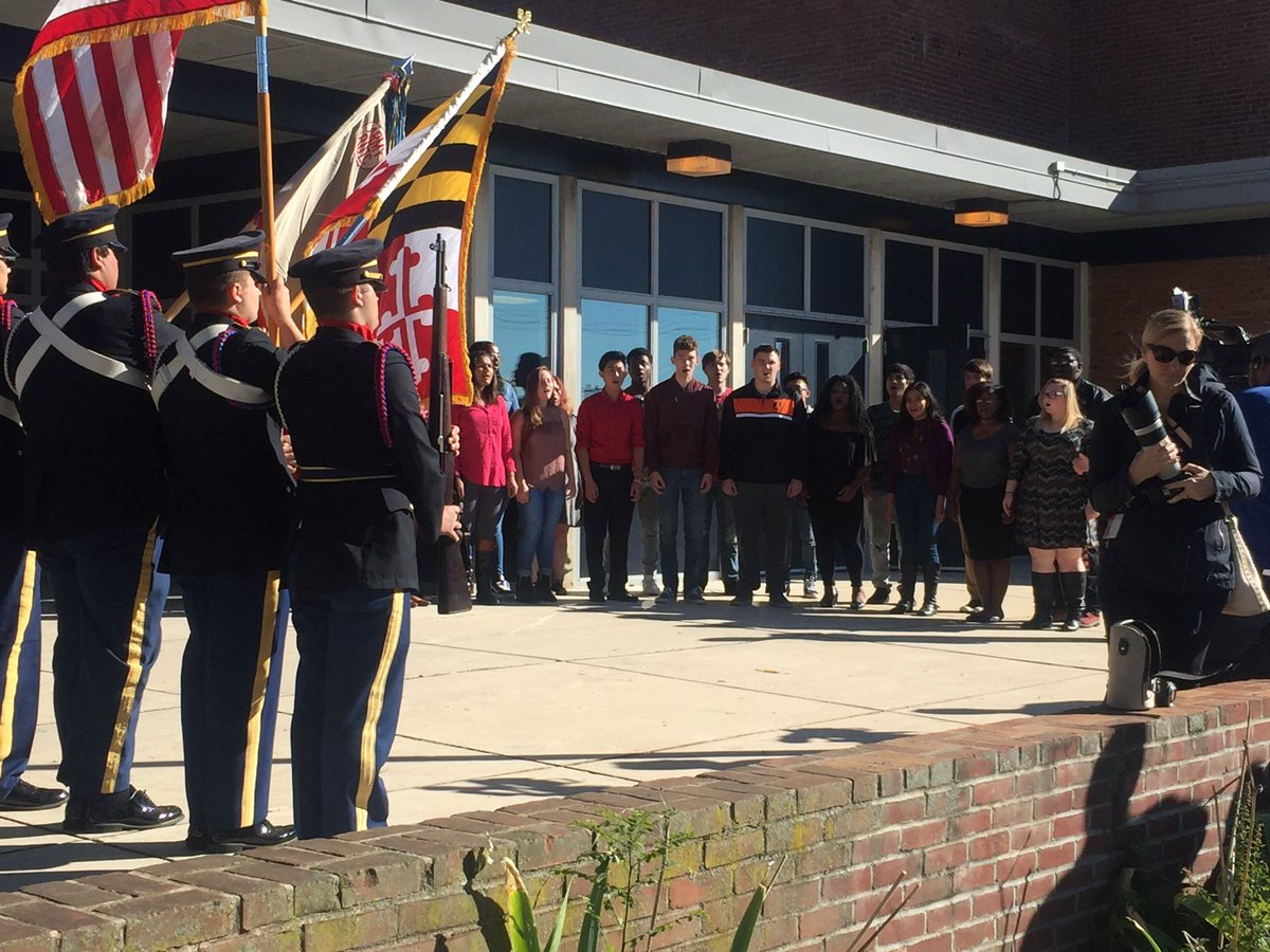 @CraigTReed_PHS and the <a href="/PatapscoMagnet/">Patapsco Magnet</a> Chamber Choir and Drumline welcoming everyone to Patapsco High