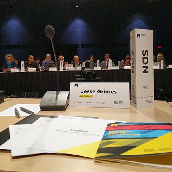 SDNetwork's tweet photo. Were at #WorldDesignSummit Addressing global challenges to create shifts in services thru design @chrisferg@bridgeable #servicedesign #WDS17 https://t.co/YEerqemSNx
