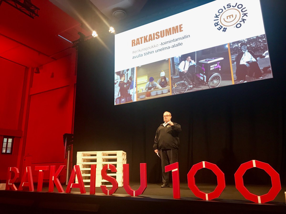 erikoisjoukko's tweet photo. Sami Helle liekeissä - Erikoisjoukon arvolupaus tuli kaikille selväksi!
Työpajamallissa on tulevaisuus.
@SitraFund #Ratkaisu100 https://t.co/rSUcHfYPUf
