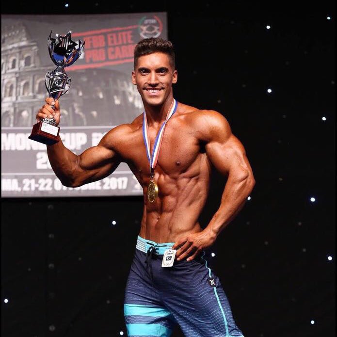 jm_maldo's tweet photo. Jose D. Barragán. Men's Physique junior.
🥇Extremadura Absoluto
🥇🥇Diamond Cup Roma
🥈Arnold Classic Europe
➡️Hermano de @santibarragan51 https://t.co/TlbaknZqWv