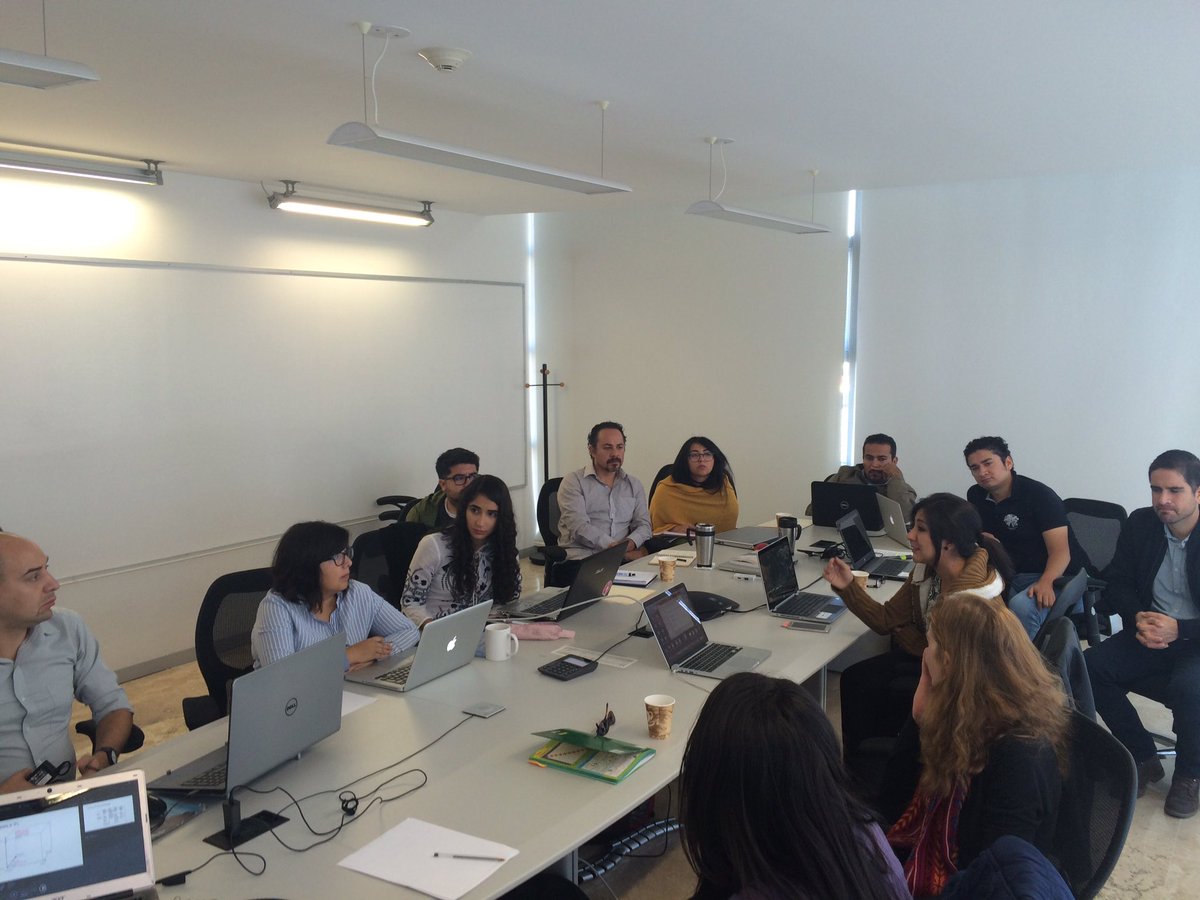 raulpacheco's tweet photo. Gisela Zaremberg de @FlacsoMx explica instituciones participativas en taller sobre conflictos #CoReGovLab @cide_mx @FlacsoMx @dmuleicester https://t.co/9EGIgag2lj
