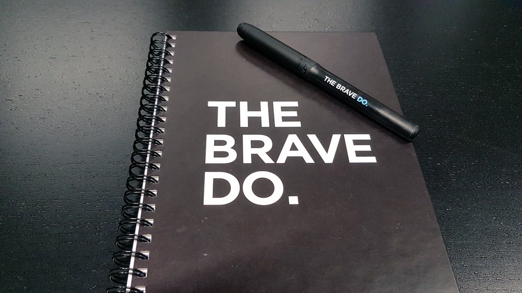 iamcoachwilly's tweet photo. Cool hoodie, notebook & pen gifts from @BaronaCareers @GamesJobsFin #thebravedo for our participants in #gameexecutive #gamex2017 @AaltoENT https://t.co/QJk4wLSeAp