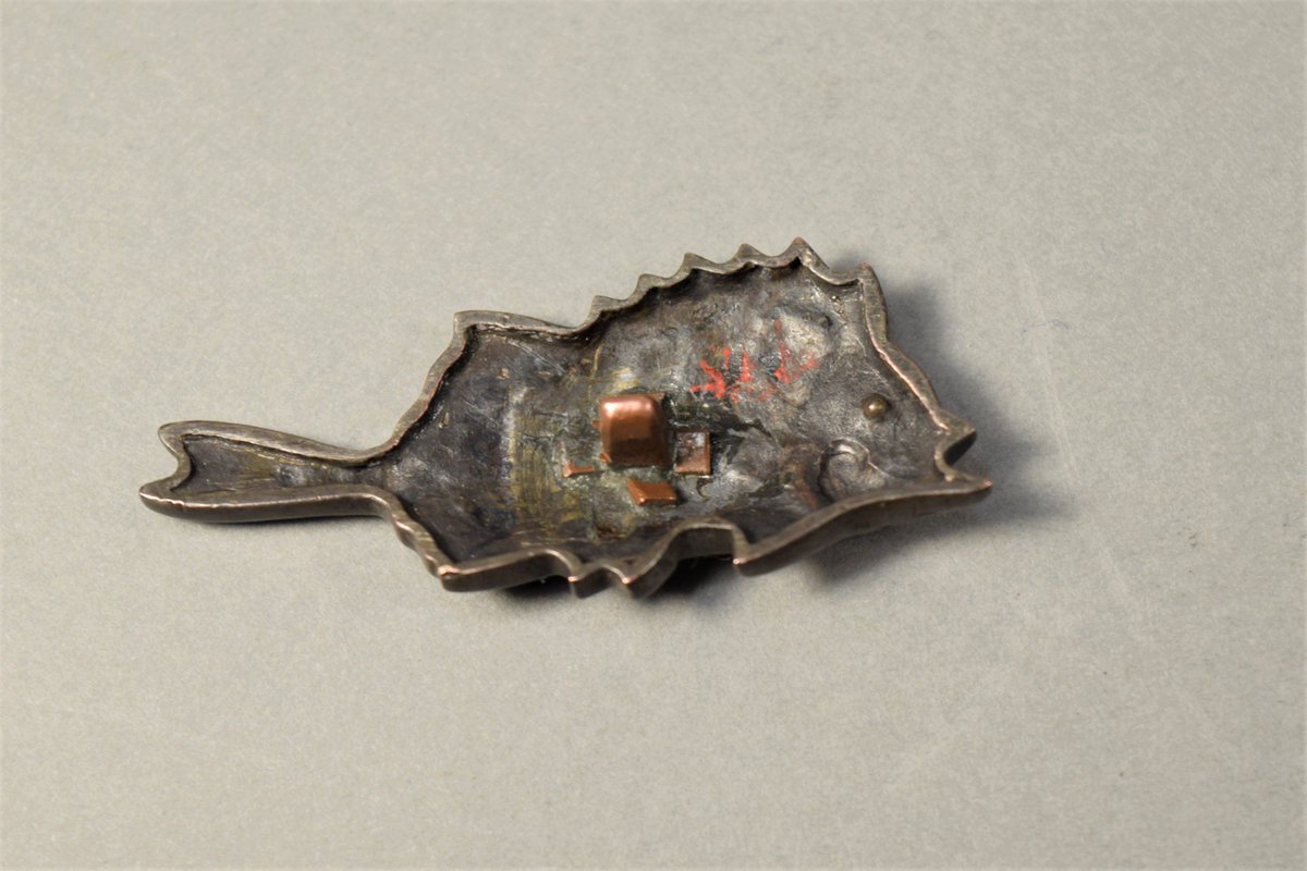 SteveSlyJapArt's tweet photo. Latest Arrival at Steve Sly Japanese Art - https://t.co/xmfkWXC1Cr - #edoperiod #fish #menuki #Stevesly #Japaneseworksofart #Antiques #Sword https://t.co/X1jW7k7VNk
