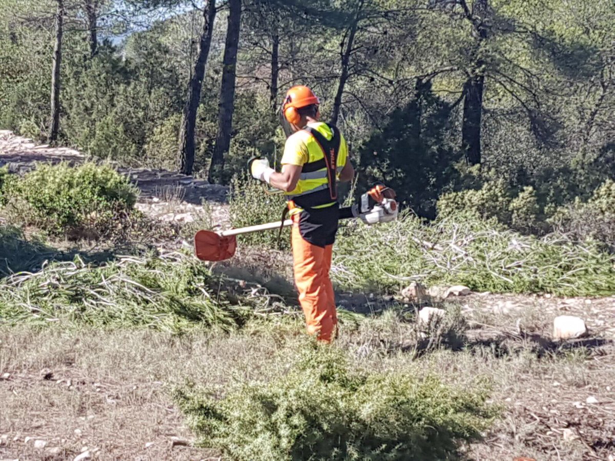 📷Ejercicio de formación práctica en manejo de maquinaria ligera para especialista de nueva incorporación . #AFBasica #Prevencion #Udif