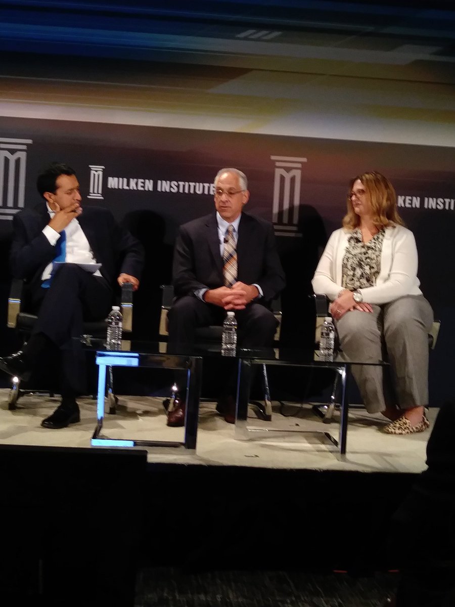LivingUnited's tweet photo. 1st person to live to 200 has already been born.
~Frank Diana @MilkenInstitute #MIFHS #health #technology #MIPHS https://t.co/90rd2lolU8