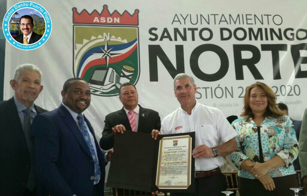 DaniloPtoPta's tweet photo. La resolución No.46/2017 reconoce al ministro Gonzalo Castillo como Hijo Adoptivo del Municipio Sto Dgo Norte. #GonzaloHijodeSDN https://t.co/ODeklZeZ35