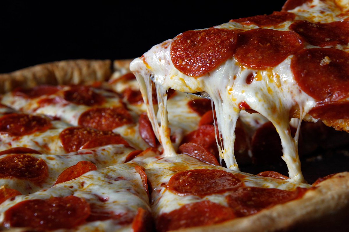 Grab your pizza heaven ... #badpuns #goodpizza #dontdisthedeepdish