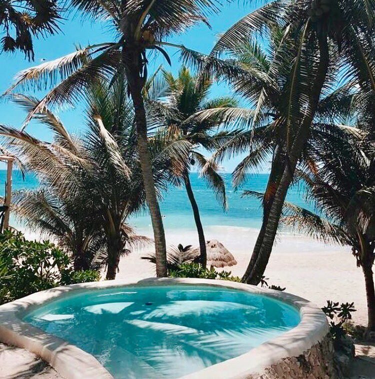 IPGPools's tweet photo. When the weather starts to get gloomy we dream of places like this! π΄
#Beachsidepool #fromwhereyoudratherbe #vacation #wanderlust #IPGPools https://t.co/aV1GieEdaX
