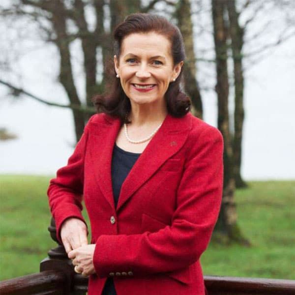 Deirdre McGlone’s ambition to empower local business women buff.ly/2yKOSQ6 via <a href="/donegaldaily/">Donegal Daily</a> <a href="/DonegalLEO/">LEO Donegal</a> @HarveysPoint #NWED