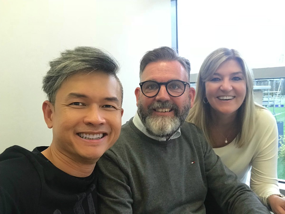 Visiting pals Keith Harmes and Jam Winteridge <a href="/CFCFoundation/">Chelsea Foundation</a> <a href="/ChelseaFC/">Chelsea FC</a> @CargillAsia