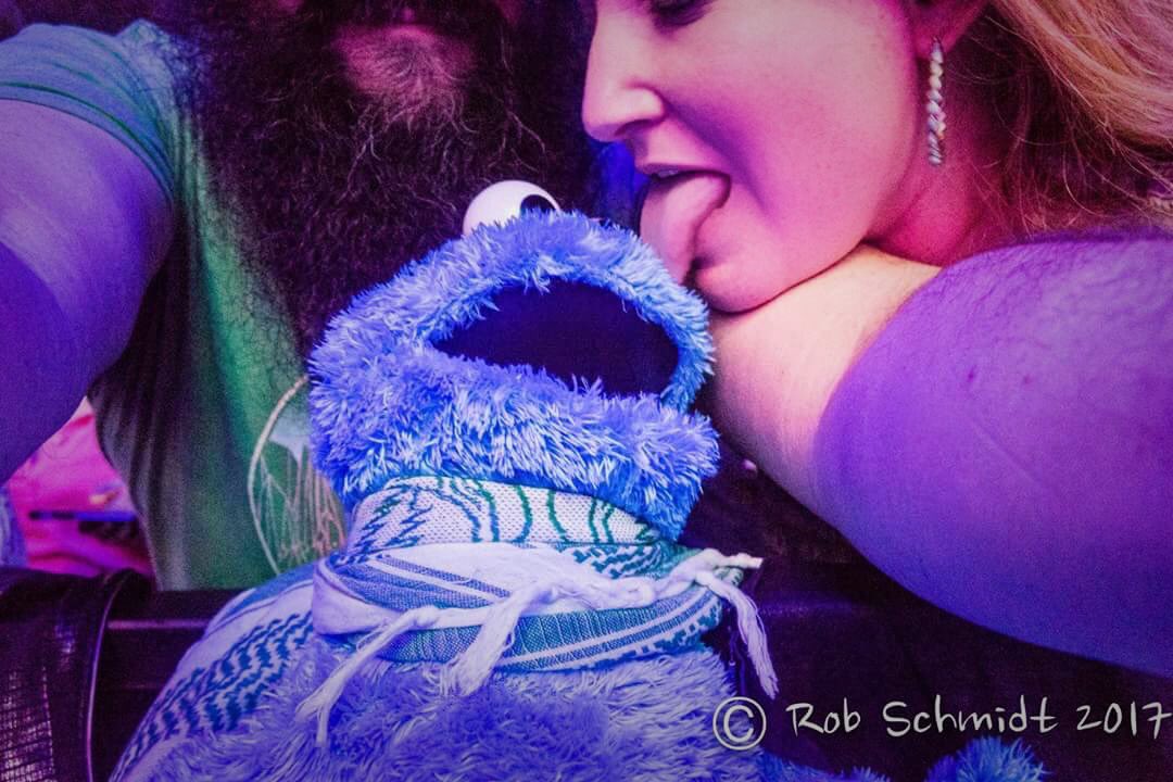 oneKindredChord's tweet image. I'm still glowing from this weekend! Thank you to @VIPMcGee for helping me show my baby bro and sis why I love @umphreysmcgee #newfans