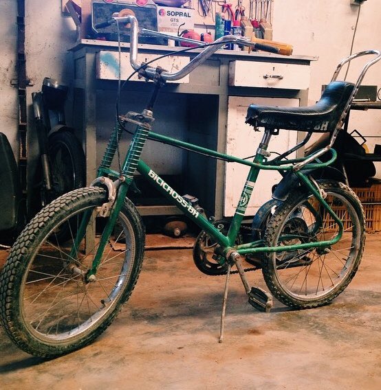 consuelomis's tweet photo. Anoche me robaron esta bici por el parque de bomberos (Albacete). Si alguien la ve por algún sitio agradecería que me lo dijese. 😪😪 https://t.co/w5a8kgvlhu