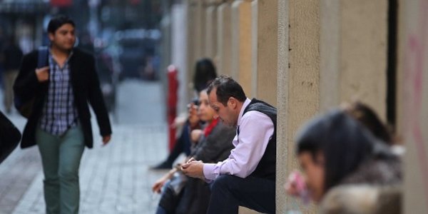 DFinanciero's tweet photo. "Florcitas" en la economía: el nivel de ocupados en el Gran Santiago llega a máximos históricos https://t.co/aRCFMSOsku https://t.co/vXgm9KJE9T